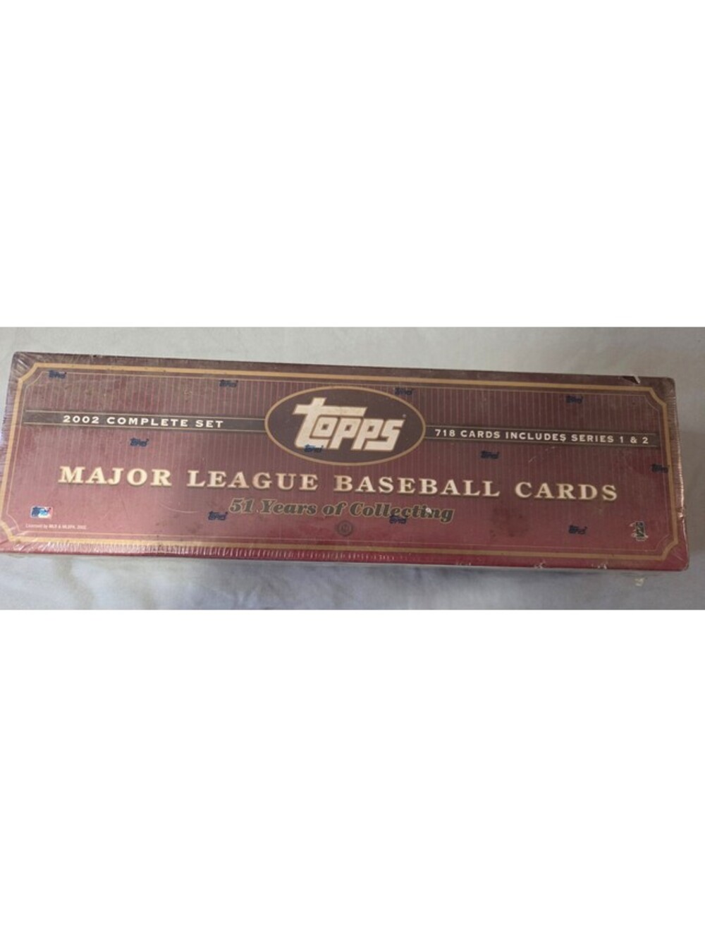 Factory sealed 2002 Topps Major League Baseball complete set featuring 718 cards